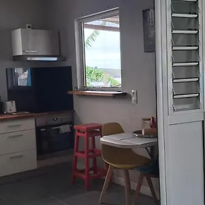 https://beau-f2-classe-vue-mer-parking-deck-et-jardin-le-robert.comcaribbean.com